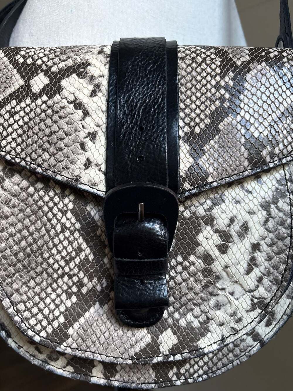 Patricia Nash Padova Leather Crossbody Saddle Bag-Smoke Python-NWT. - Picture 3 of 13